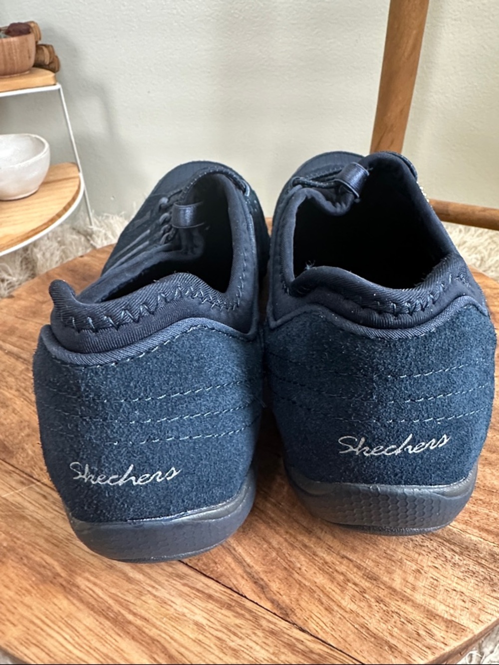 Skechers Wms Relaxed Fit
Memory‎ Foam Sneakers 22478 Navy 
Size 9 New W/O Box - Picture 10 of 15